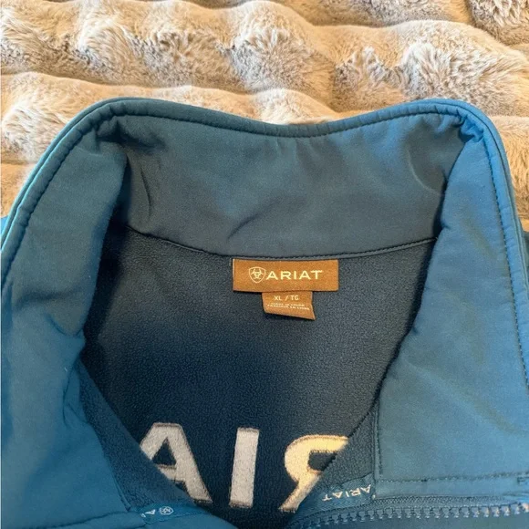 Ariat Men's Teal Softshell Vest - Picture 3 of 4